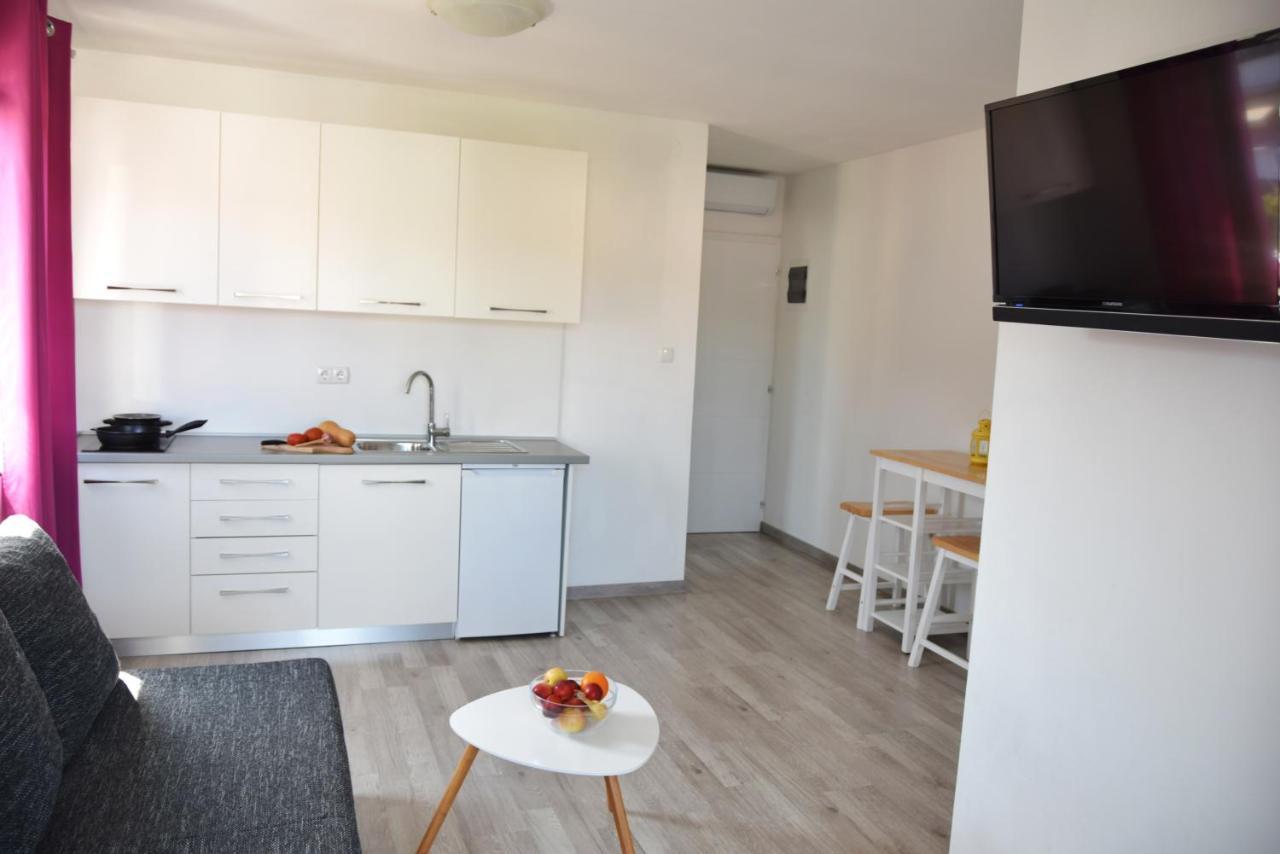 Rab Apartments Aurora Ραμπ Εξωτερικό φωτογραφία