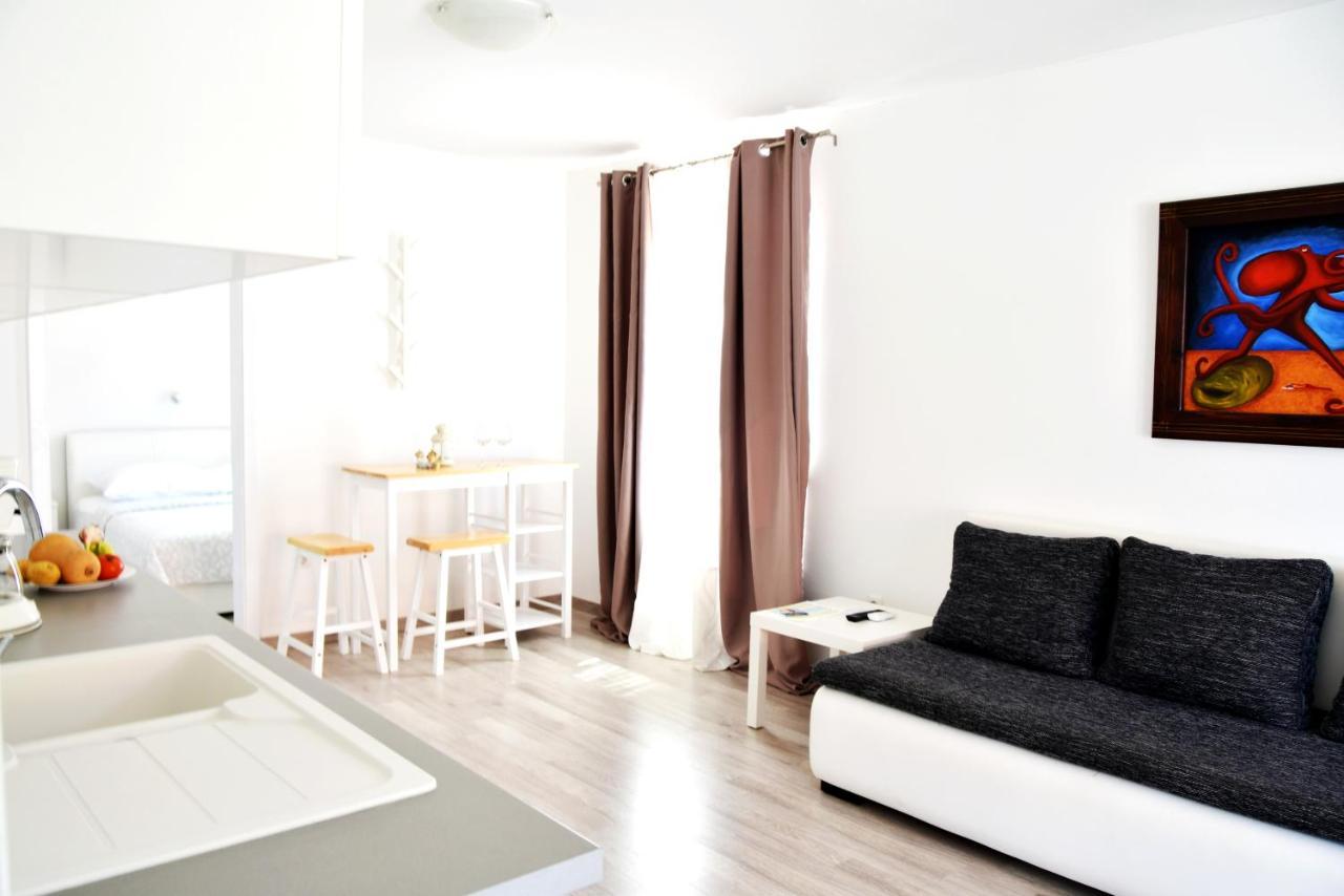 Rab Apartments Aurora Ραμπ Εξωτερικό φωτογραφία