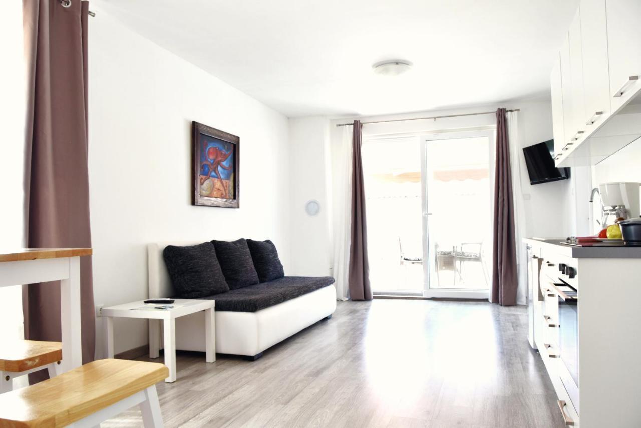 Rab Apartments Aurora Ραμπ Εξωτερικό φωτογραφία