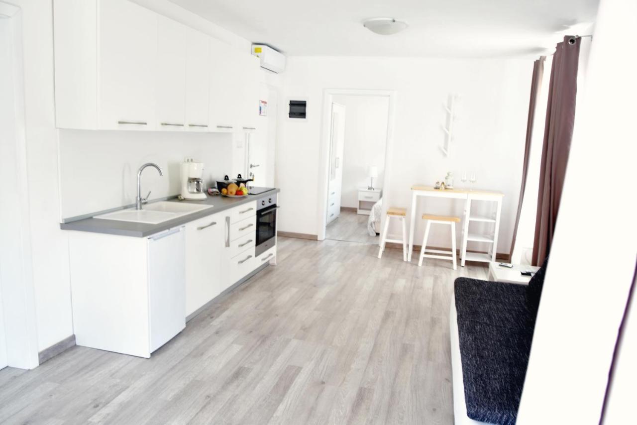 Rab Apartments Aurora Ραμπ Εξωτερικό φωτογραφία